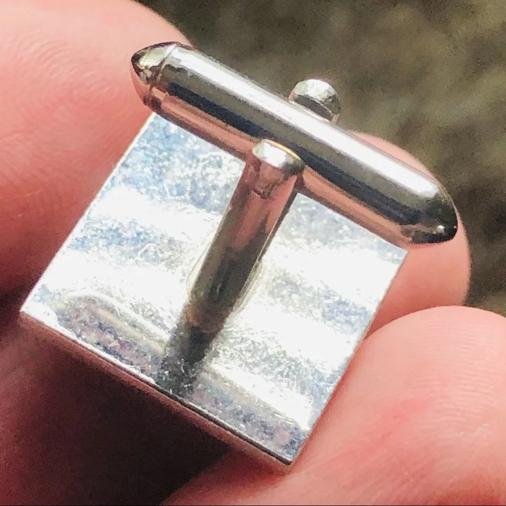Vintage men’s brushed and shiny silver square cuff links